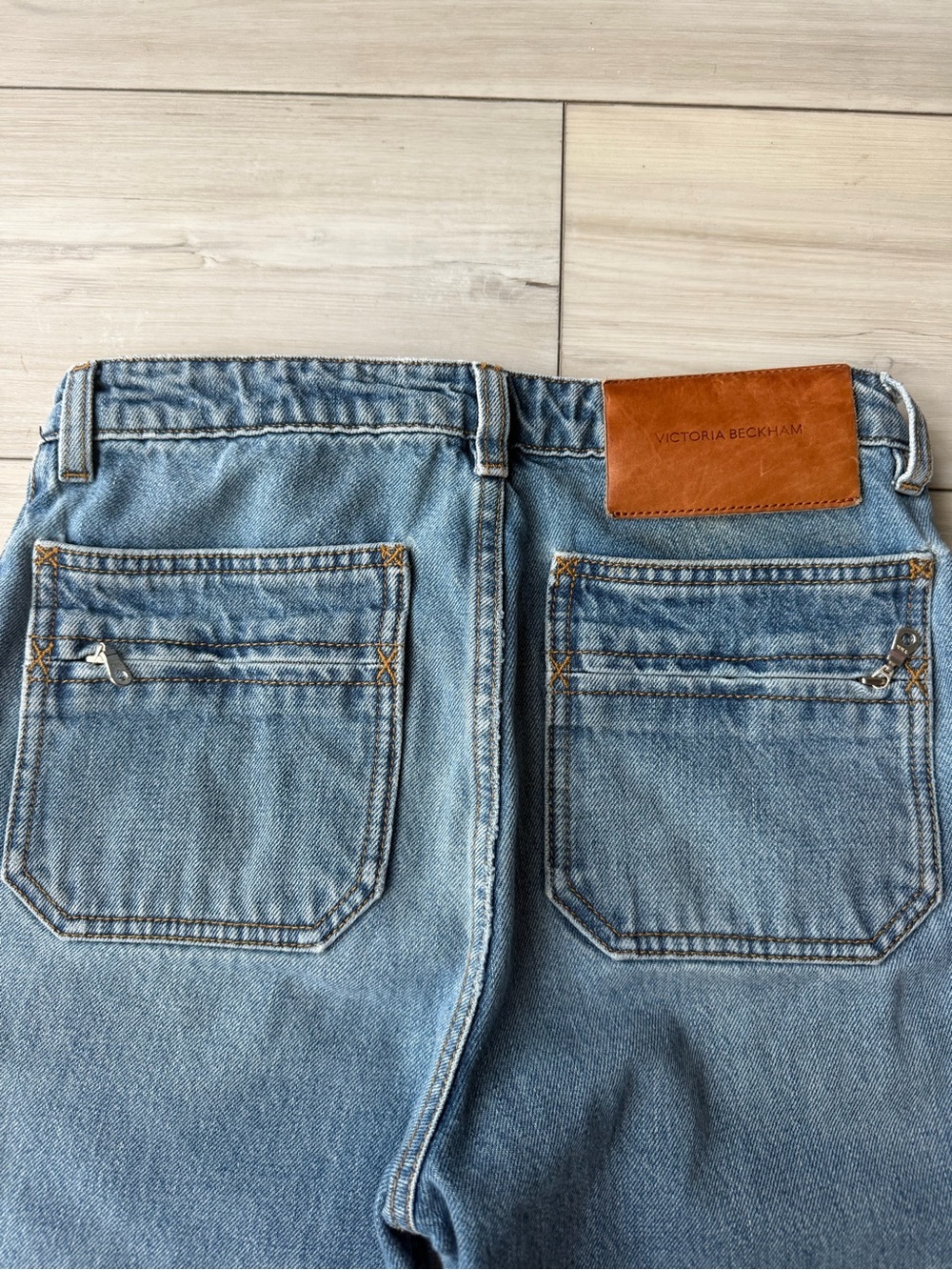 Victoria Beckham Highwaisted Slim Flare, Faye jeans
